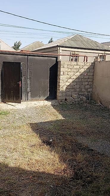 1 otaqli ev: 9 otaqlı Suraxanı rayonu qum adasi 4 sot torpaq sahesinde 3 eded 3 — 5