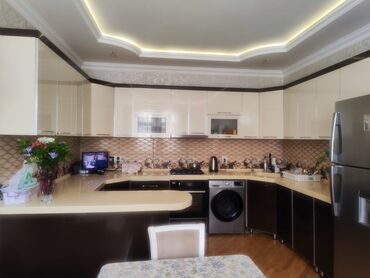 ванный мебель: Metbex mebeli 800 azn satilir.Yaxşı veziyetdedir. Üzeri mermerdir