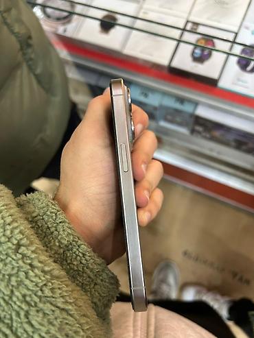 iphone 50: IPhone 15 Pro, 128 GB, Gümüşü, Qırıq — 4