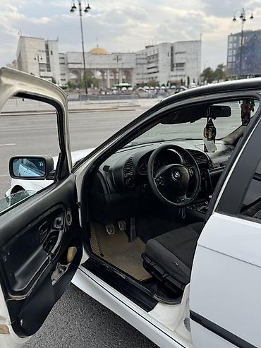 Продажа авто: BMW 3 series: 1993 г., 1.8 л, Механика, Бензин, Седан — 9