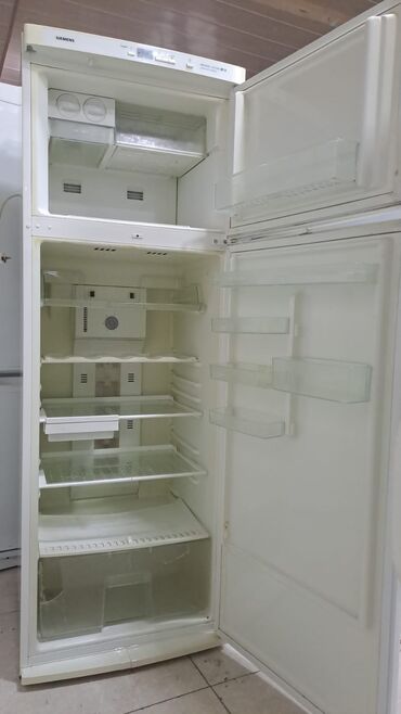 güvənlik kameraları: Двухкамерный Холодильник