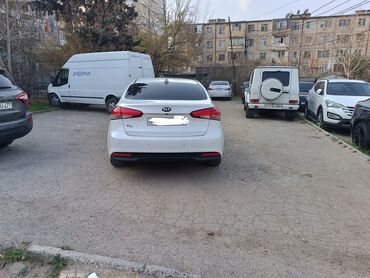 Kia: Kia K3: 1.6 l | 2017 il Sedan — 6