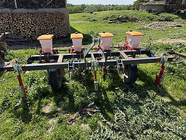 Кукурузные сеялки: Пневматическая пропашная сеялка, 4-рядная - Тип: навесная/прицепная — 3