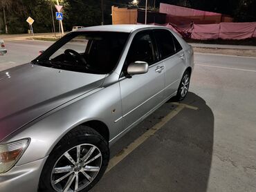 Toyota: Toyota Altezza: 2000 г., 2 л, Автомат, Бензин, Седан — 4