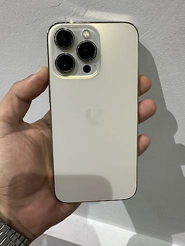 iphone 14 oro: IPhone 13 Pro, Qızılı, Face ID — 3