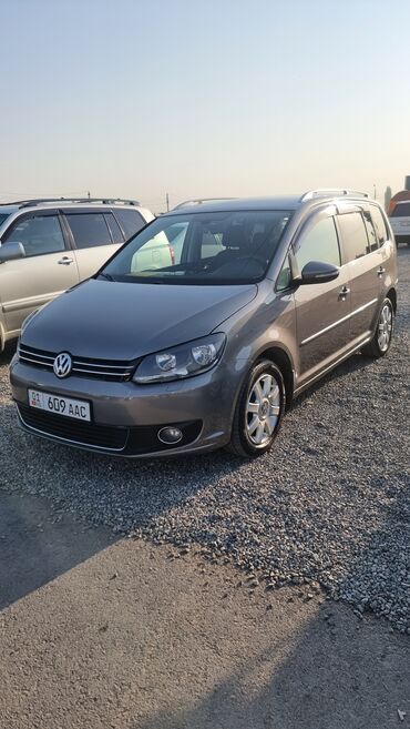 руль на приору: Volkswagen Touran: 2010 г., 1.4 л, Робот, Бензин, Минивэн