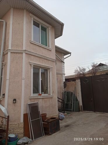 сколько стоит трёхэтажный дом: Дом, 240 м², 5 комнат, Собственник, Старый ремонт