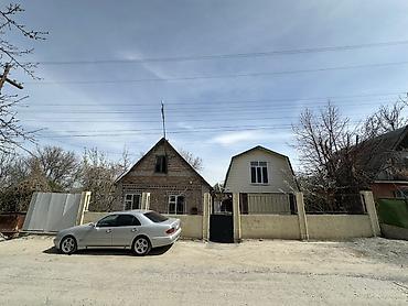 Продажа коттеджей и домов: Продаётся частный участок с двумя отдельными домами и хозяйственными — 2