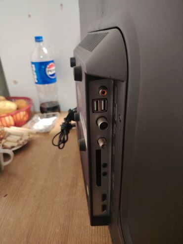 Televizori: LED TV VOX – 32 inča (80 cm) - Ekran: LED, dijagonala približno 32" — 8