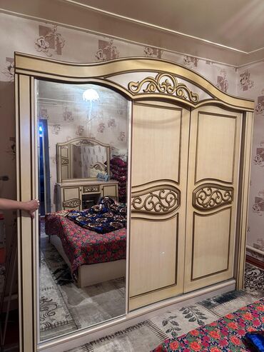 белорусская мебель спальный гарнитур бишкек цены: Спальный гарнитур, Двуспальная кровать, цвет - Бежевый, Б/у