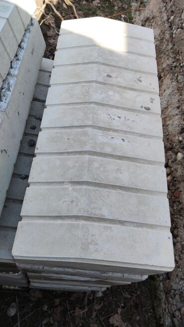 Другое строительное оборудование: Резиновые формы для производства брусчатки в наличии. Состояние как — 13