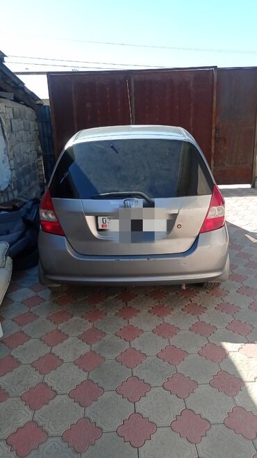 авто рассрочку фит: Honda Fit: 2003 г., 1.3 л, Вариатор, Бензин, Хетчбек