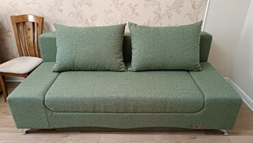 продам диван б у: Цвет - Зеленый, Новый