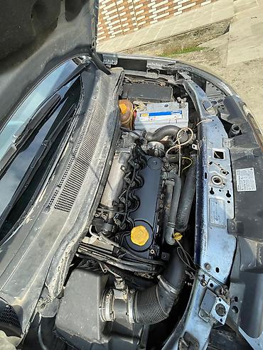 Vauxhall: Vauxhall Zafira: 1.9 l | 2005 il Van/Minivan — 4