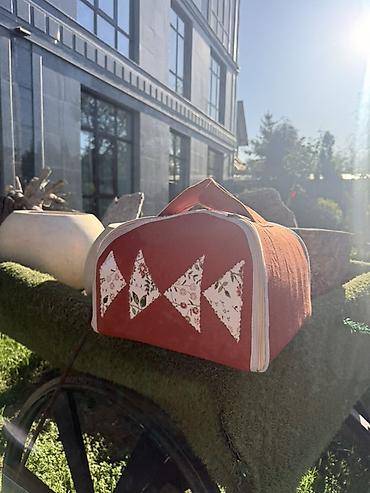 Пищевые контейнеры и ланч-боксы: Пищевой контейнер — 5