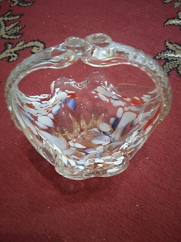 Вазы: Стеклянная ваза-«корзинка» с ручкой, художественное литьё. - — 1