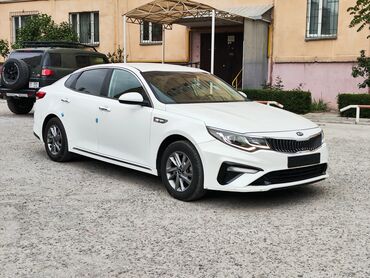 аренда kia k5: Сдаю в аренду: Легковое авто, Под такси