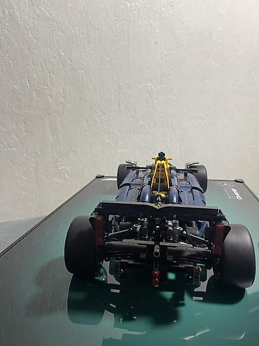 formula: Конструктор гоночного болида F1 Mercedes-AMG Petronas Formula One — 10
