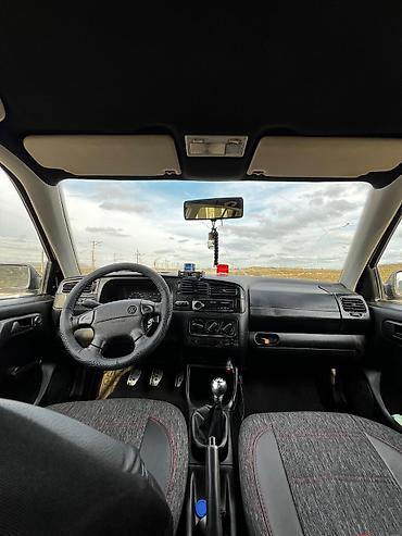 masin sat: Volkswagen Golf: 1.8 l | 1997 il Hetçbek — 5