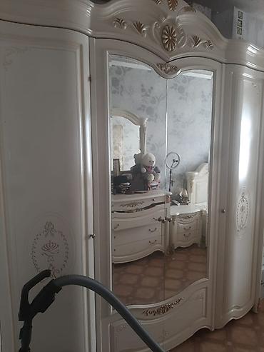 Спальный гарнитур, Б/у, Комод, Тумба, Шкаф, Белоруссия, Дерево, Платная доставка, Самовывоз
