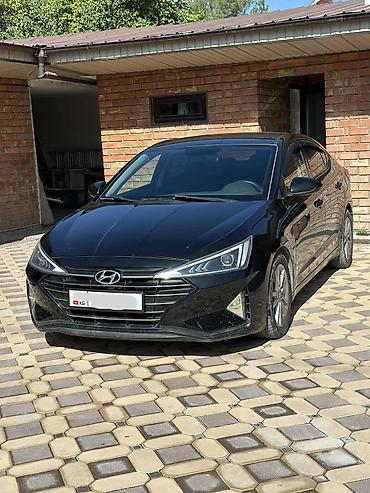 Продажа авто: Hyundai Elantra: 2018 г., 2 л, Автомат, Бензин, Седан — 2