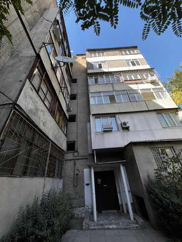 продажа 1 комнатную квартиру в бишкеке: 1 комната, 45 м², Индивидуалка, 1 этаж, Косметический ремонт