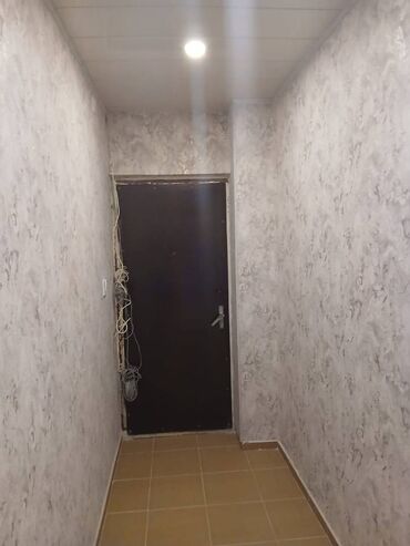 Uzunmüddətli kirayə mənzillər: Yeni gunewli qes V massivi 9/1 mertebesi 1 otaq boww ev kiraye verilir — 3