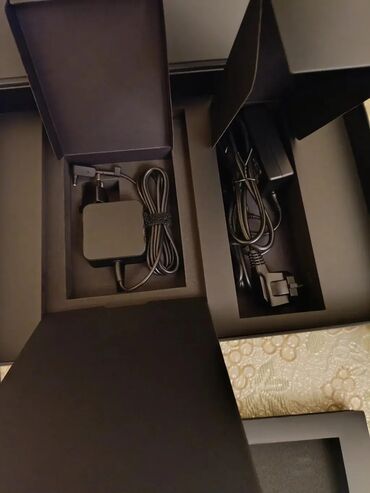 Acer: Porsche Design | Acer Book RS noutbuku Xüsusiyyətlər: - Dizayn — 8