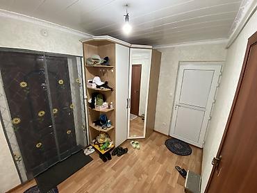 Продажа коттеджей и домов: 🏡 Абдан жакшы жерде жайгашкан ушул үй сатылат 📍Дареги: ж/м Көк-Жар — 11