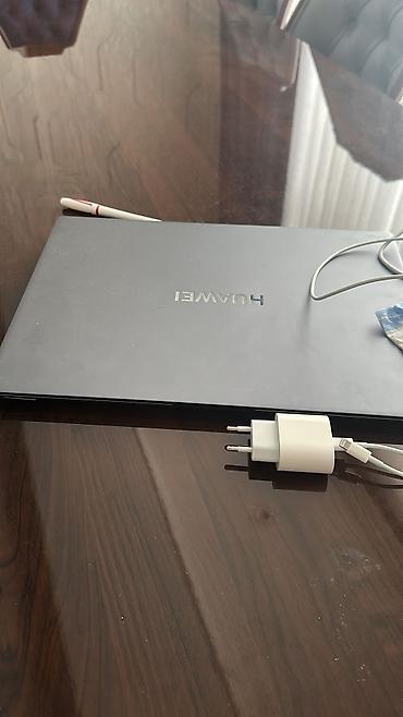 Huawei: Huawei noutbuk satılır. • Model: Huawei (ultrabook tipli, nazik — 1