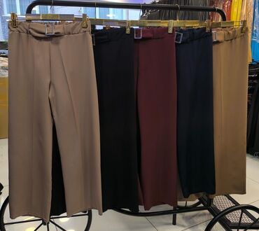 Digər üst geyimləri: Mağaza vitrinindən kişi və qadın geyimləri kolleksiyası - Kişi — 12