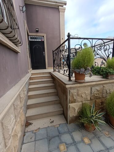 Həyət evləri və villaların satışı: 3 otaqlı həyət evi - Giriş: dəmir qapılı, üstü şifer örtüklü damla — 17