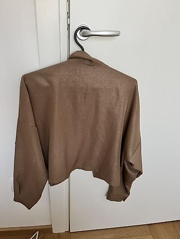 next bluza: Kratka kosulja u bronzano-braon nijansi. Moze se nositi raskopcana — 3
