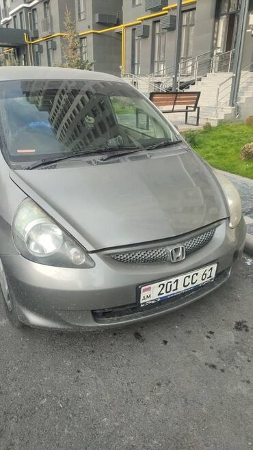 авто с последующим выкупом фит: Honda Fit: 2005 г., 1.3 л, Вариатор, Бензин, Хэтчбэк
