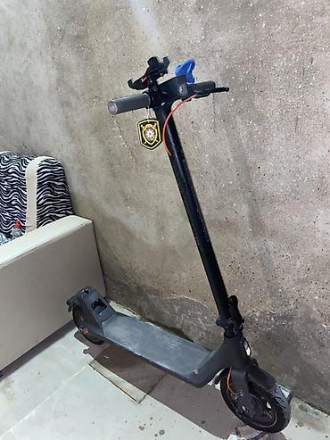 elektrikli velosiped satışı: Elektrik skuter – qara rəng, şəhər içi rahat və qənaətli gediş üçün — 2