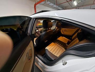 passat 2002: Volkswagen Passat CC – ağ rəngli, fastback kuzovlu 4 qapılı kupe — 10