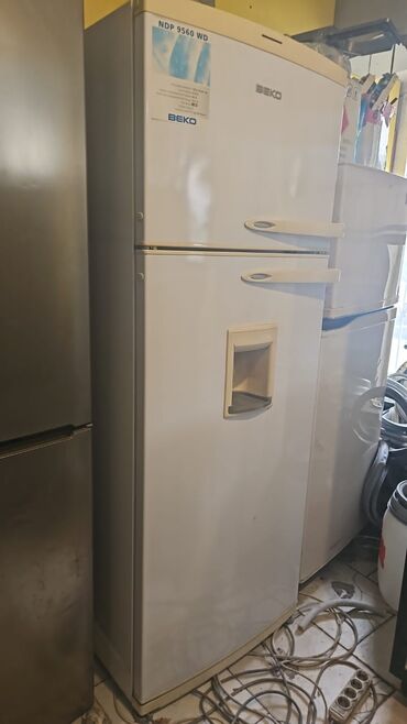 dondurma qaşığı: 2 двери Beko Холодильник Продажа, цвет - Белый, С диспенсером