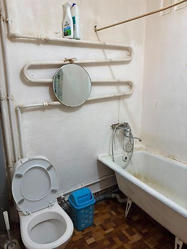 Продажа квартир: 2 комнаты, 43 м², 6 мкр 104 серия, 3 этаж — 5