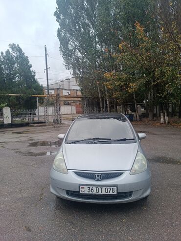 матиз автомат 2: Honda Fit: 2005 г., 1.3 л, Автомат, Бензин, Хетчбек