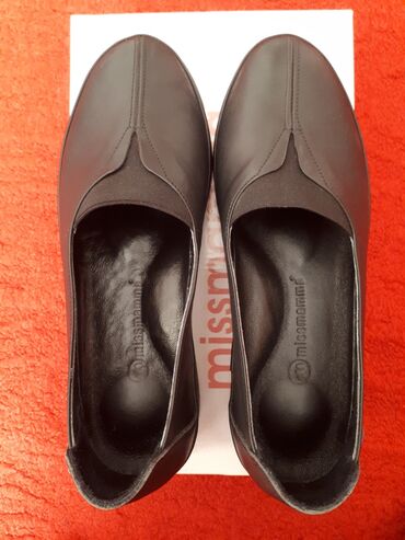 черные туфли с красным: Туфли 38, цвет - Черный