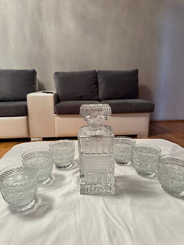 xrustal stekan: Kristal qraf və stəkan dəsti viski - Dəst tərkibi: 1 ədəd kvadrat — 2