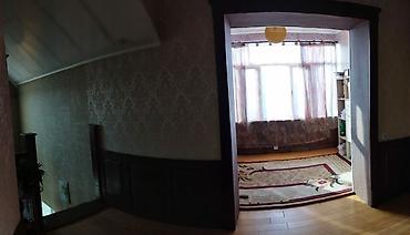 Продажа коттеджей и домов: Продам в центре двухэтажный кирпичный дом,+ цокольный этаж. Удобен — 19