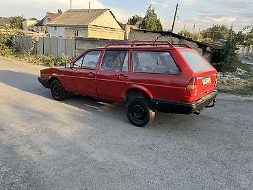 Volkswagen: Volkswagen Passat: 1986 г., 1.8 л, Механика, Бензин, Универсал — 6