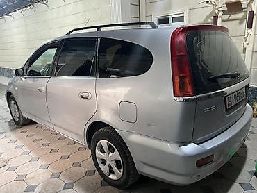 мото бокс: Honda Stream: 2002 г., 2 л, Механика, Бензин, Минивэн — 2
