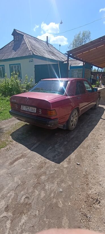 мерседес e500: Mercedes-Benz 190: 1990 г., 2 л, Механика, Бензин, Седан at lalafo.kg мерседес e500: Mercedes-Benz 190: 1990 г., 2 л, Механика, Бензин, Седан
