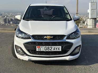 дешовые машины: Chevrolet Spark: 2020 г., Вариатор, Бензин — 8