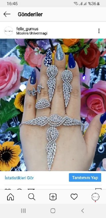 Digər bijuteriyalar: Gümüş dəst, qarnitur,üzük,sep ve daha çoxu üçün : Ünvan : Moskva — 25