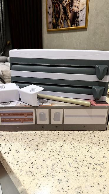 folqa: Mətbəx üçün 4‑ü 1-də divar tipli dispenser və tutucu - İkiqat kəsici — 1