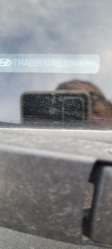 pezo 1: Hyundai i30 blue – hečbek, crna boja, beogradske tablice BG 3295-KB — 5