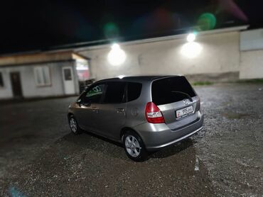 Honda: Honda Fit: 2003 г., 1.3 л, Автомат, Бензин